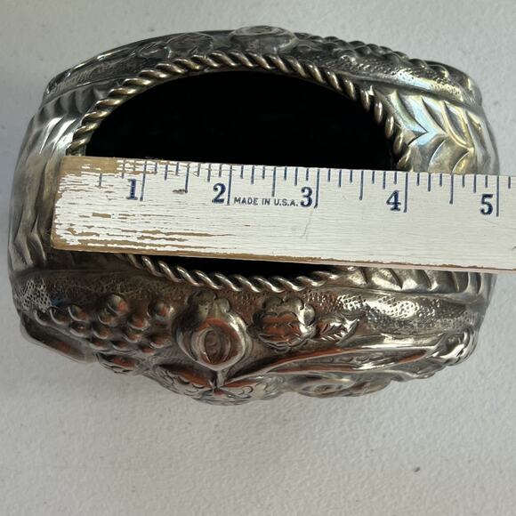 Open Salt Cellar Dish Repousse Floral Design 5.5"x6" - Picture 10 of 15